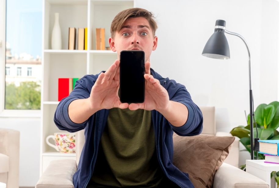 The End of Smartphones May Be Closer Than Anyone Realizes The End of Smartphones May Be Closer Than Anyone Realizes