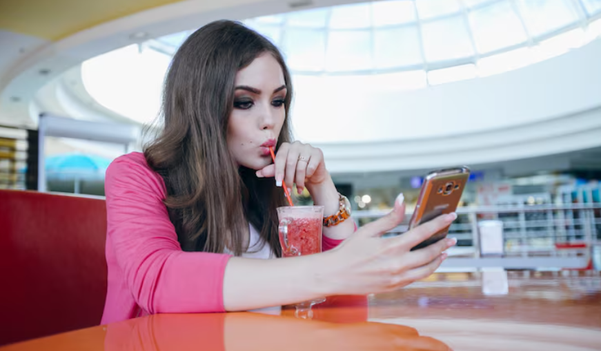 Silicon Valley Is Betting the Next Big Device Won’t Be a Phone Silicon Valley Is Betting the Next Big Device